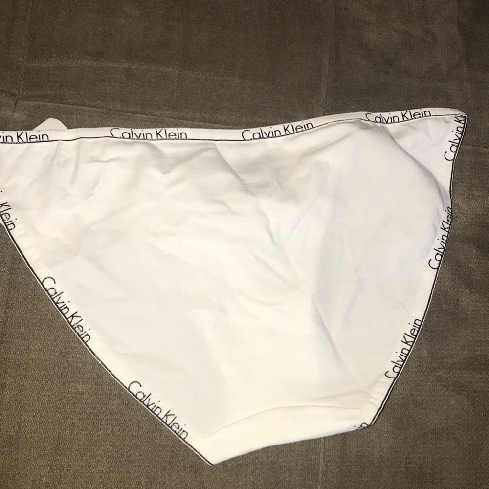 Calvin Klein Bikini - Picture 2 of 3